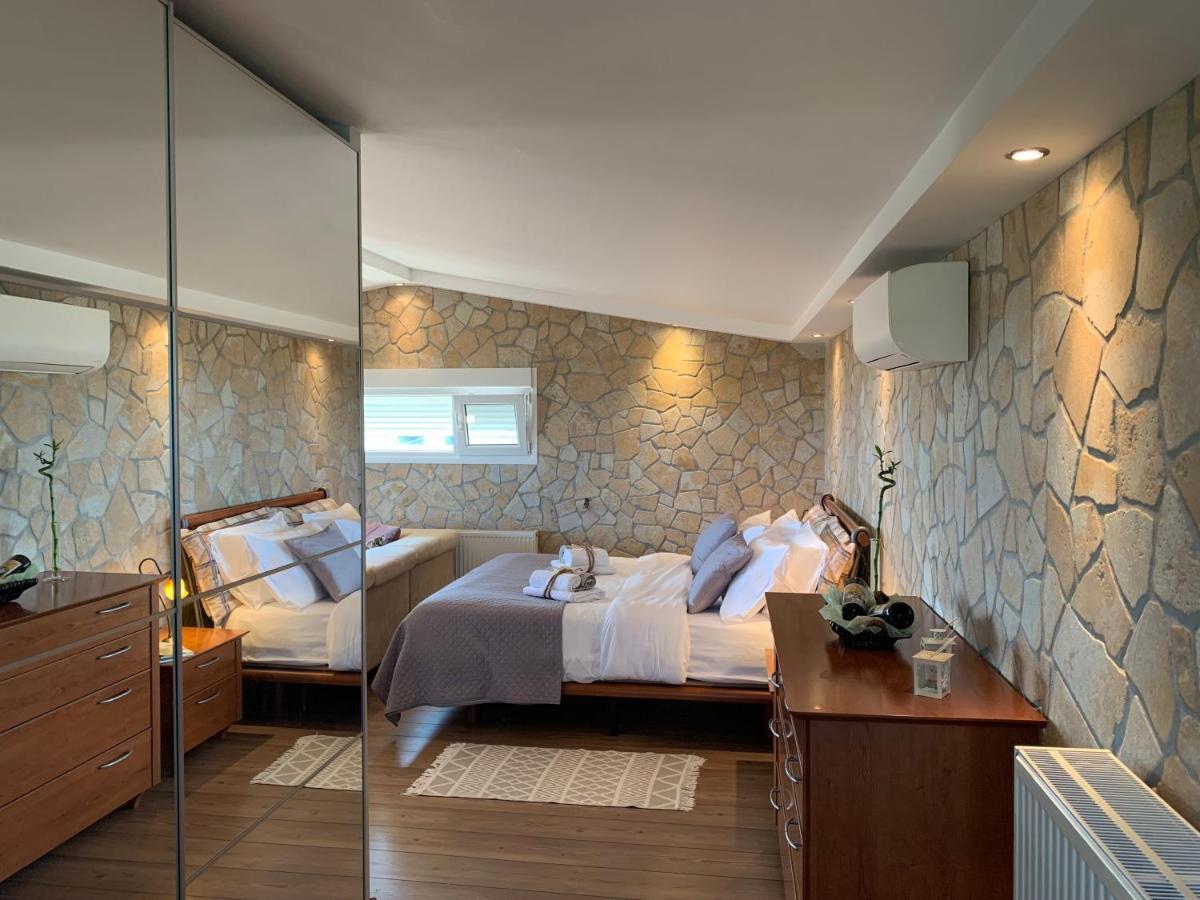 Doormat# Wait 'N Sea, Jacuzzi, Luxury Stone House Lejlighed Epanomi Eksteriør billede